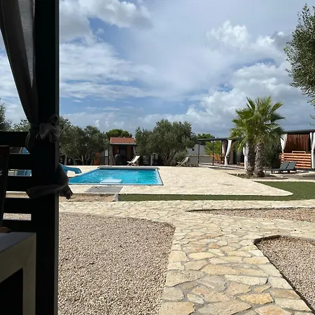 Mobile Karla Appartement Pirovac